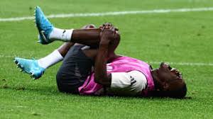 挥了至关重 挥了至关重